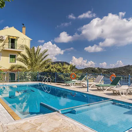 Veroni's 5 Апартаменты