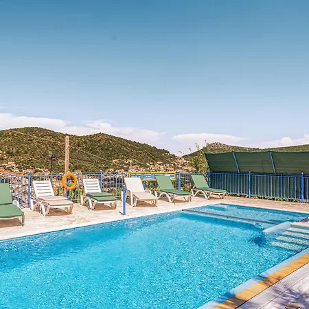 Veroni's 5 Апартаменты