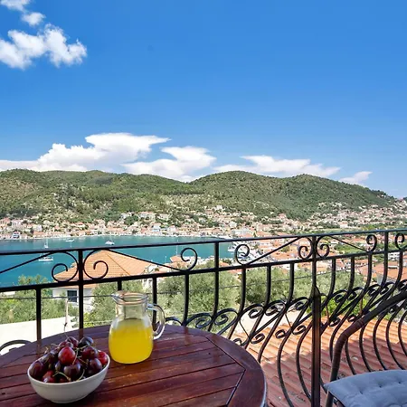 Veroni's 5 * Βαθύ