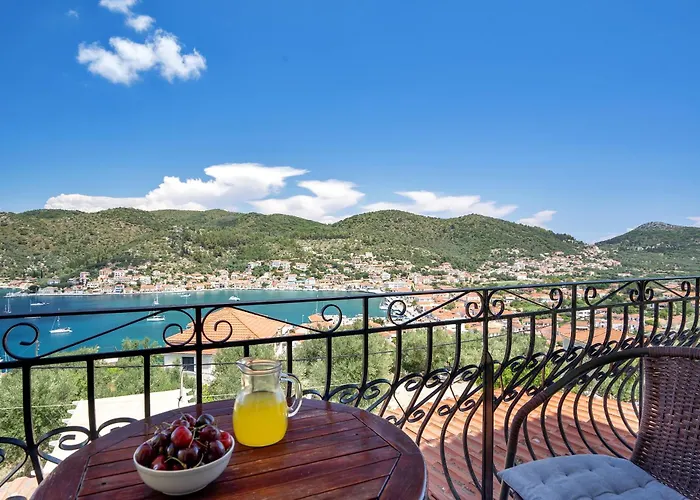 Veroni's 5 * Vathy (Ithaca)